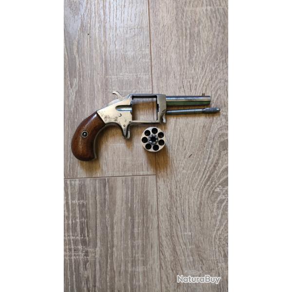 Revolver iver Johnson "Defender"22 lr