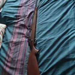 Carabine Weatherby mark v 300 wby + montage KR Leupold + 1 boite de balle