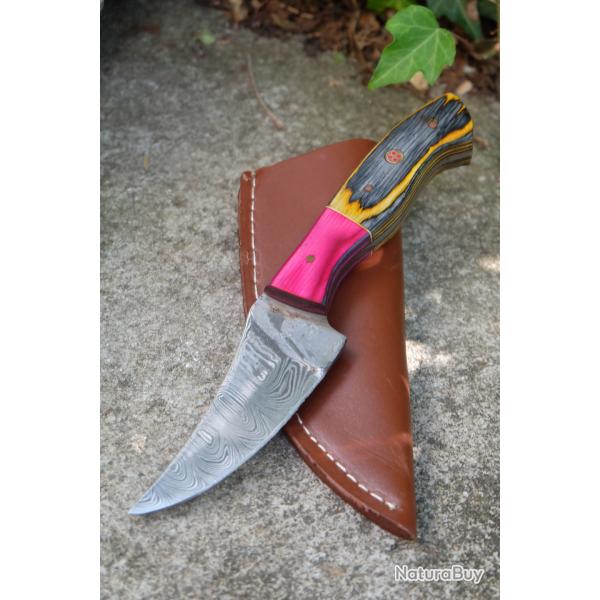 Couteau Skinner Damas Lame Upswept Acier 256 Couches Manche Fushia/Tigre Etui Cuir Fabr Artisanale