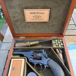 EXCEPTIONNEL COFFRET WEBLEY MK IV EN 455 (part 1)