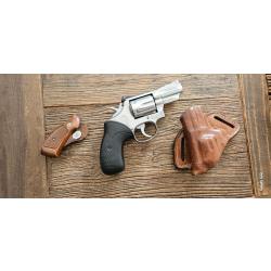REVOLVER SMITH & WESSON model 66 "COMBAT MAGNUM" Calibre 357 MAGNUM