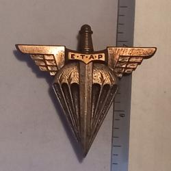 Insigne de l'école des troupes aéroportées (ETAP)