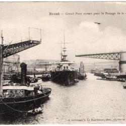 CPA- Marine Brest-Grand Pont ouvert pour le Passage de la "République" N°3294