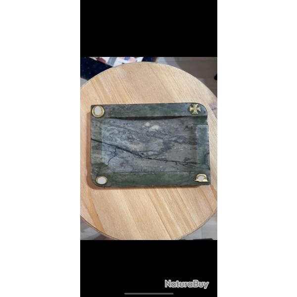 un cendrier en marbre allemand de fabrication de foyer ou autre