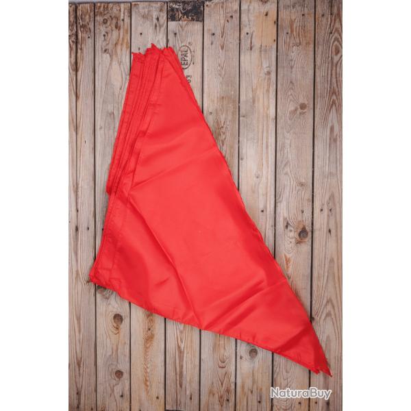 Lot d'une trentaine de foulards rouge