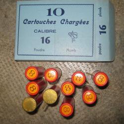 UNE BOITE DE CARTOUCHES A BROCHE