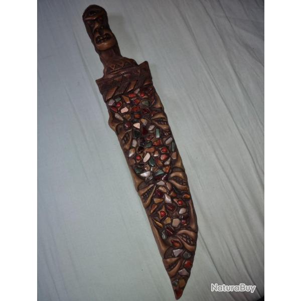 Grand Couteau tiki pierre