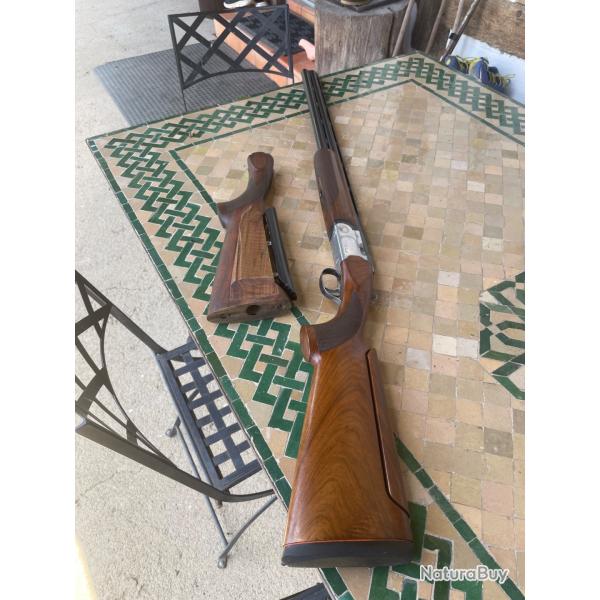 Beretta 682 trap plus une crosse arme en trs bonne tat pass jeux