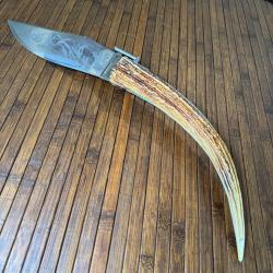 SUPERBE CORNILLONS GÉANT 53 CM LAME GRAVÉE DE SCÈNE DE CHASSE