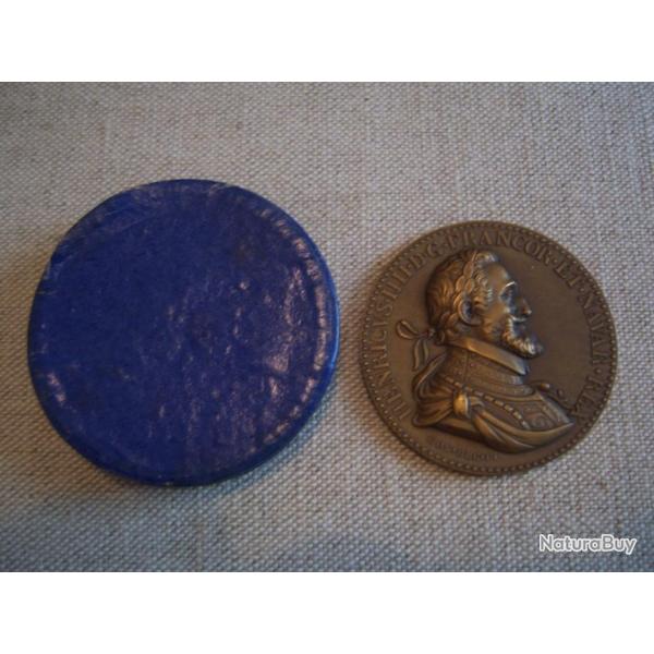 mdaille  Henri cvs IIII.D.G.francor.et.navar.rex  ..  HENRI IV LE GRAND  d'Henri de Navarre