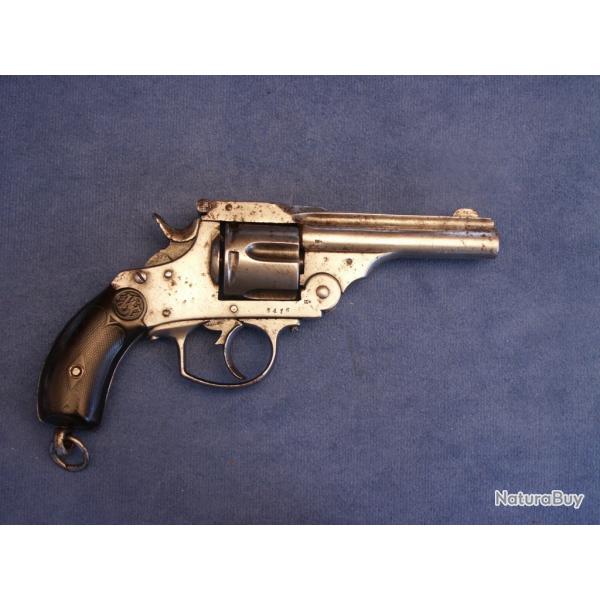 Revolver Belge de type "S&W" en calibre .320 (A695).