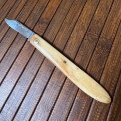 BEAU COUTEAU NAVETTE EN OS  COLLECTION TARRY LEVIGNE FRANCE A THIERS TRÈS BON ÉTAT ANNÉE 50