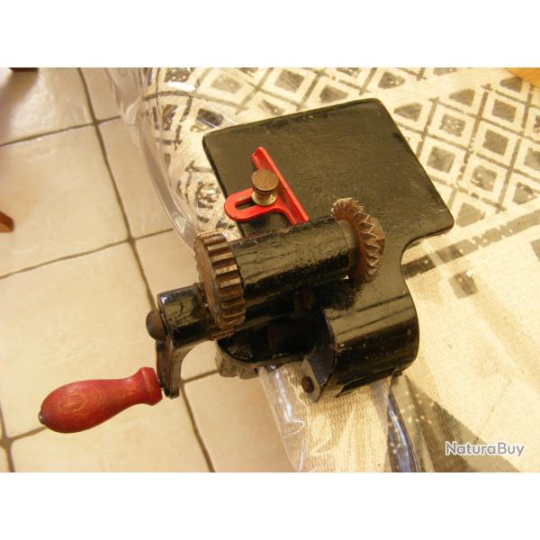 OUTIL DE CORDONNIER BOURRELIER