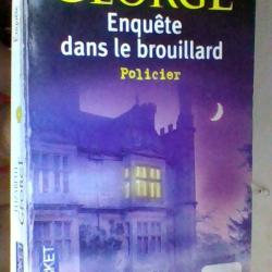 Enquete dans le brouillard par Elizabeth George - Pocket -