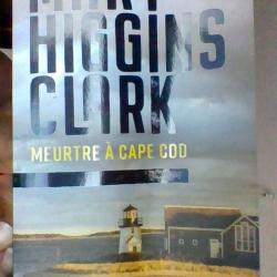Meurtre a cape cod par Mary Higgins Clark  - Le livre de poche -