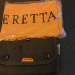 Lot chasse chaussette beretta + pochette balles