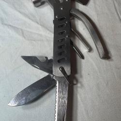 HACHE MULTIFONCTION TACTIQUE - OUTIL DE SURVIE 8-EN-1 - NEUF