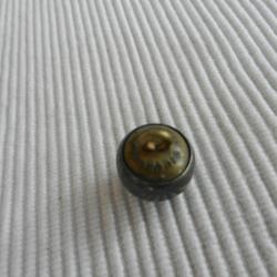 bouton grelot pour tenue militaire