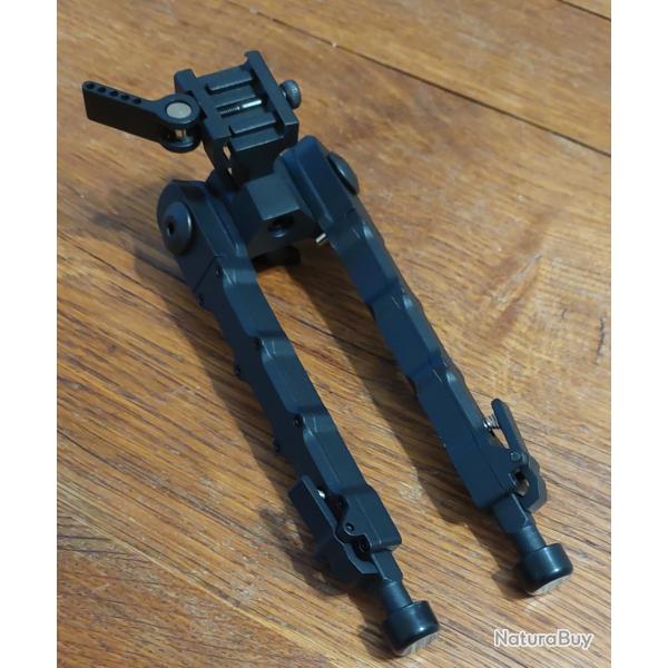 Bipied tactique V9