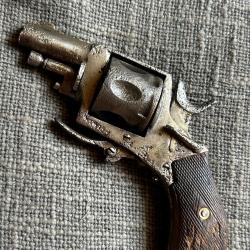 Revolver Bulldog 320