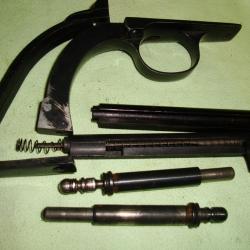 LOT DE PIECES POUR REVOLVER PN