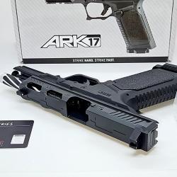 ARK17 EMG KWC Co2 AIRSOFT NEUF AVEC BOITE NOTICE ET BILLES. OPTION SIGHT PHOSPHORECENTS!