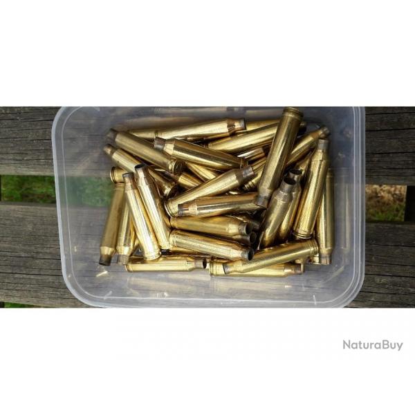 100 tuis de calibre 7 mm remington Magnum.