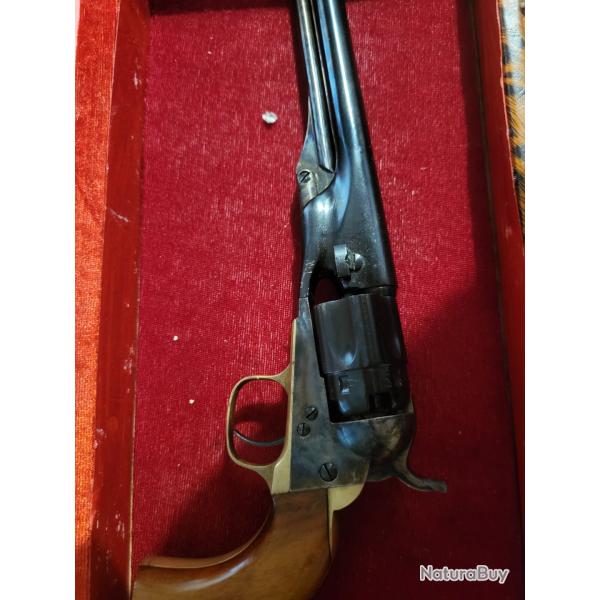 Revolver poudre noire modle 1862