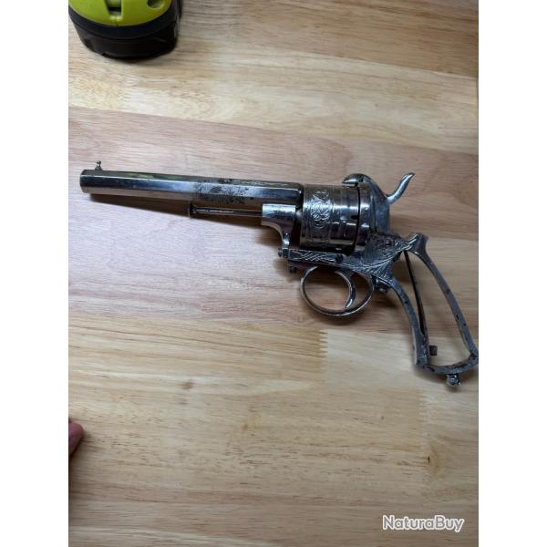 REVOLVER A BROCHE CALIBRE 12 MM A RESTAURER (MODELE NICKELE)
