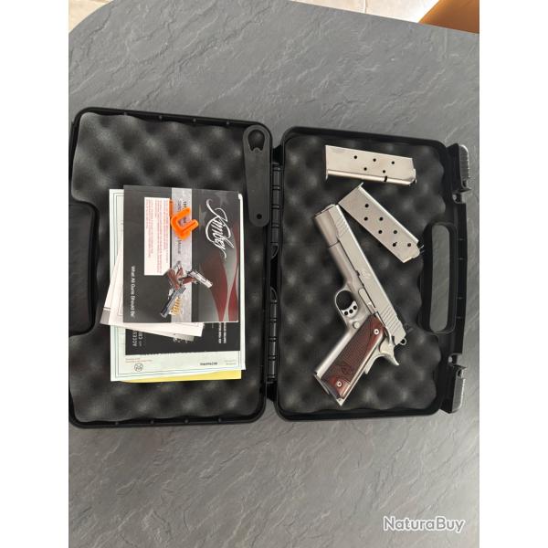 Kimber target stanless2 1911,calibre 45ACP,avec deux chargeurs et bote d'origine.anne 2019