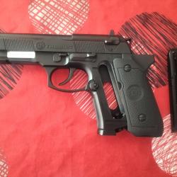 TAURUS AIRSOFT A CARTOUCHE C02 AIRSOFT 1J