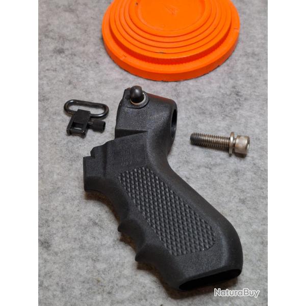 Poigne Mossberg 500