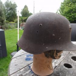 casque espagnol modèle allemand WW2 militaria