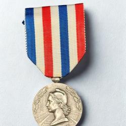 (37.002) Médaille d'honneur des chemins de fer - Echelon Argent