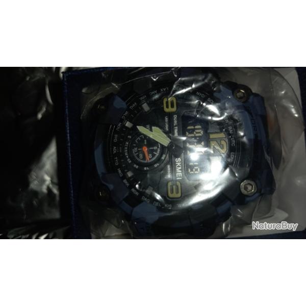 Vends Montre type Casio-G-Shock Camo Bleu