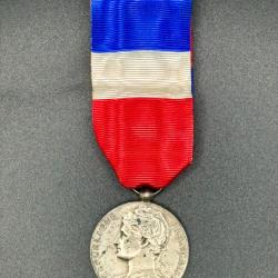 (40.001) Médaille d'honneur du travail - Echelon Argent
