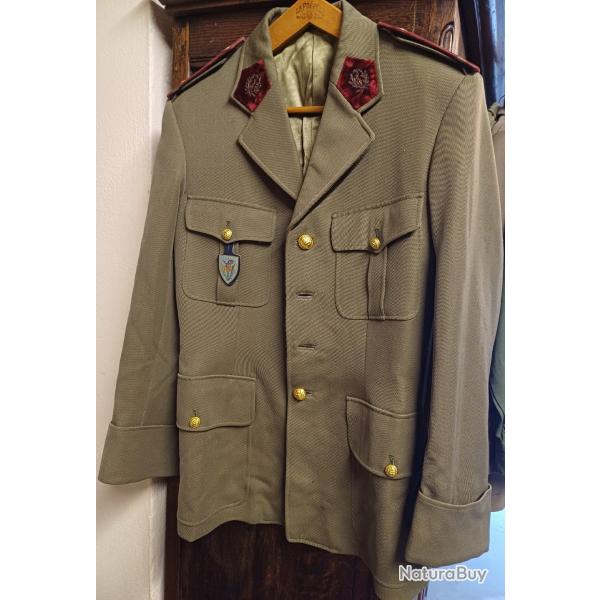 Ancienne vareuse militaire mod.59 de Mdecin Aspirant du SSA