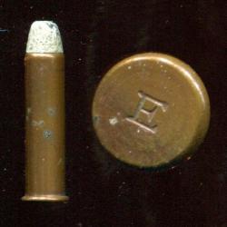 .25 Stevens Long Rimfire - marquage E (pour ELEY) - étui cuivre 28.8 mm - balle plomb méplate