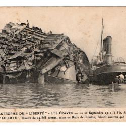 CPA - Marine Militaire - CATASTROPHE DU " LIBERTÉ " LES ÉPAVES N°3401