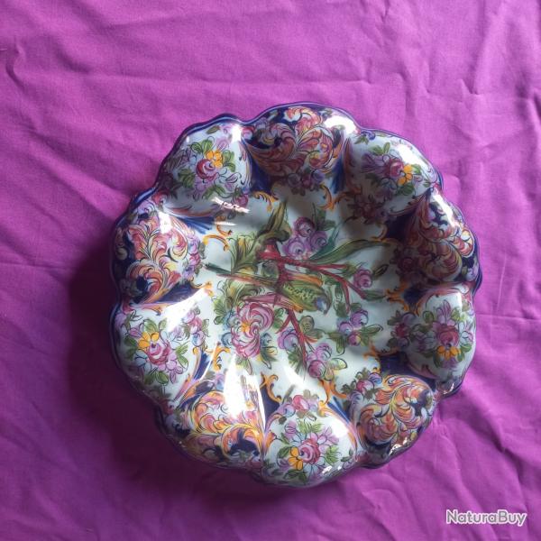 RARE   ancien plat dcoratif en cramique portugaise maille