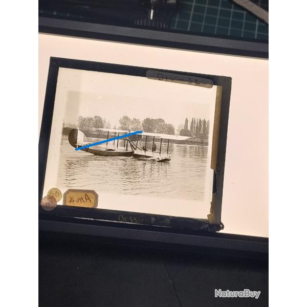 46 PHOTOGRAPHIES D'AVION ET D'HYDROGLISSEURS ANNEES 20/30 SUR PLAQUES DE VERRE POUR PROJECTIONS BASE