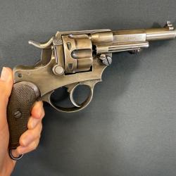EXCELLENT REVOLVER 1874 DATÉ 1875 MANUFACTURE D'ARMES DE SAINT ETIENNE cal 11mm73
