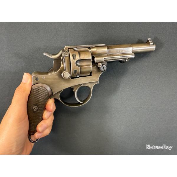 EXCELLENT REVOLVER 1874 DAT 1875 MANUFACTURE D'ARMES DE SAINT ETIENNE cal 11mm73