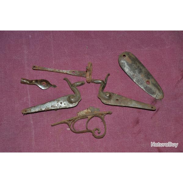 lot de pices dtaches pour fusil de chasse ancien