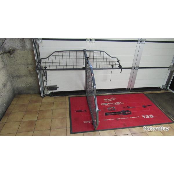 grille de separation de coffre skoda octavia combi pour 2 chiens