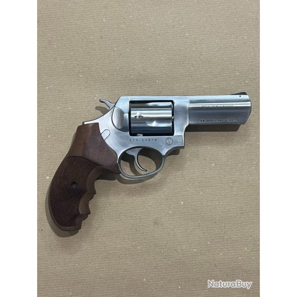 revolver RUGER SP 101 calibre 38 sp. canon de 3" inox