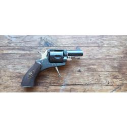 Bulldog 320 ELG