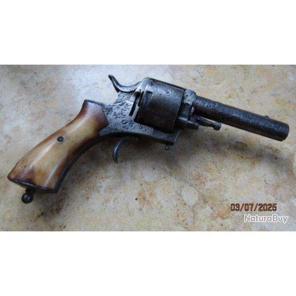 revolver cal 11mm percussion os pices bricoleur manque pontet portire je donne le petit ressort
