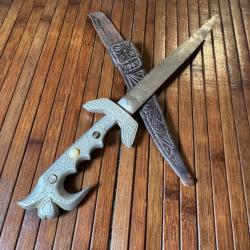 COUTEAU - POIGNARD DES PHILIPPINES DATÉE DE 1947