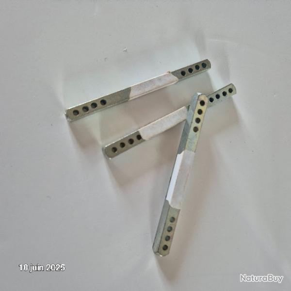 Lot de 3 carrs neufs et barres de rechange pour poignes de porte